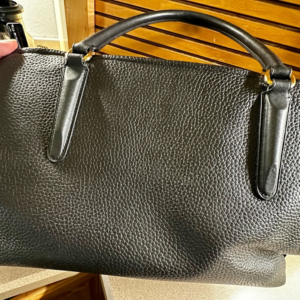 Black and gold Coach bag, medium sized. - Picture 8 of 10